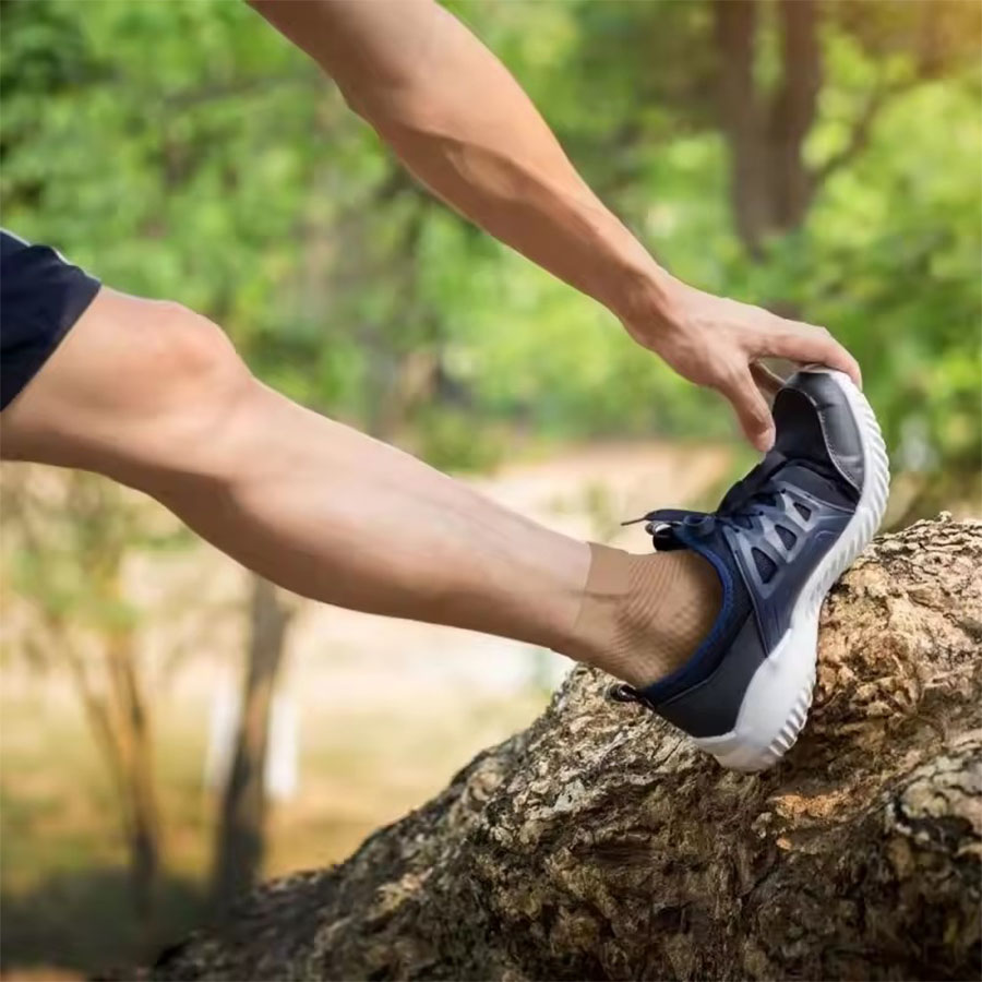 زوج واحد من الجوارب الرياضية ا - مراجعة Ankle Brace Sock وسعره